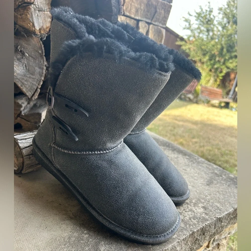BearPaw Abigail Black Charcoal Crackle Suede Boots Sheepskin /wool Lining Sz-9.G